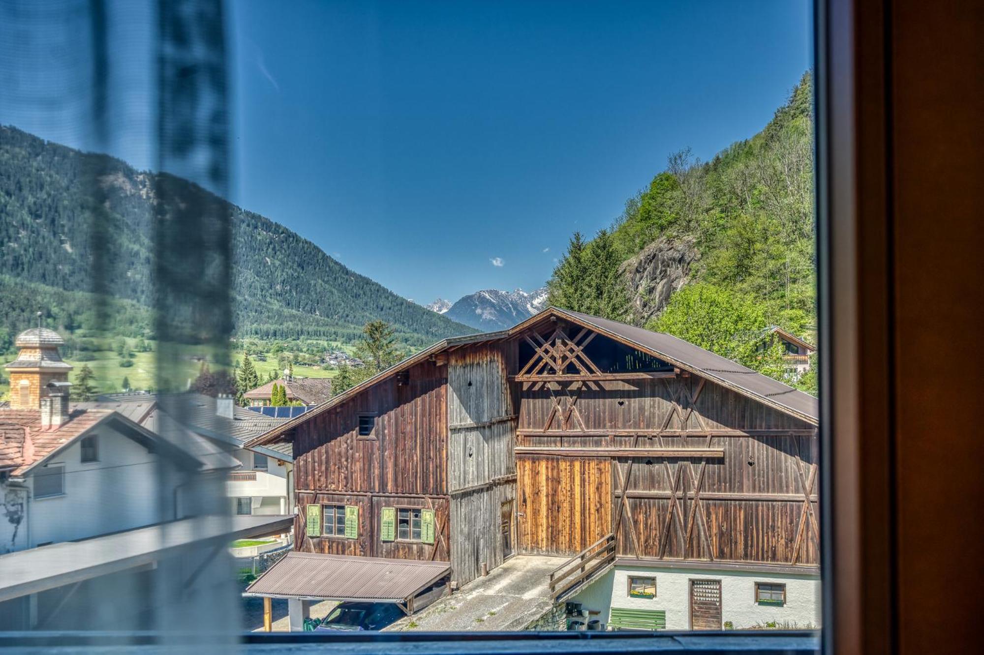 Hotel Jaegerhof Oetz Rom bilde